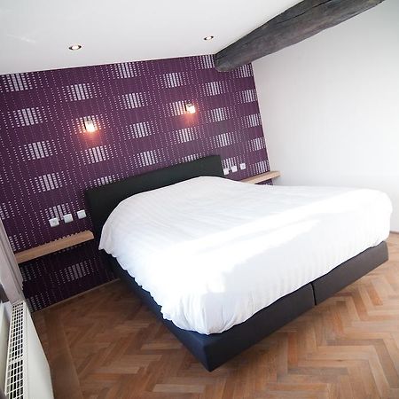 Apartment De Maasnacht มาเซค ภายนอก รูปภาพ