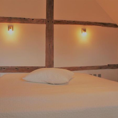 Apartment De Maasnacht มาเซค ภายนอก รูปภาพ