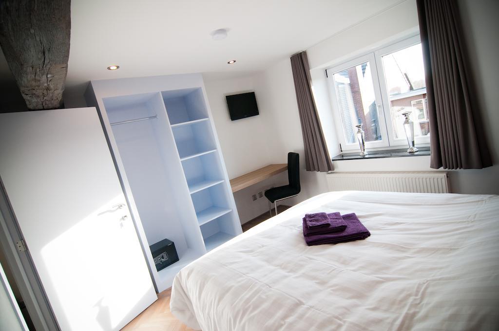 Apartment De Maasnacht มาเซค ภายนอก รูปภาพ
