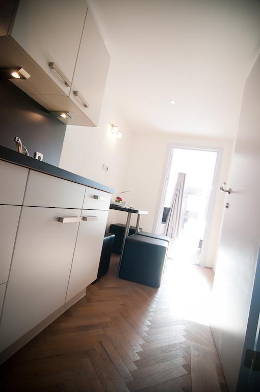 Apartment De Maasnacht มาเซค ภายนอก รูปภาพ