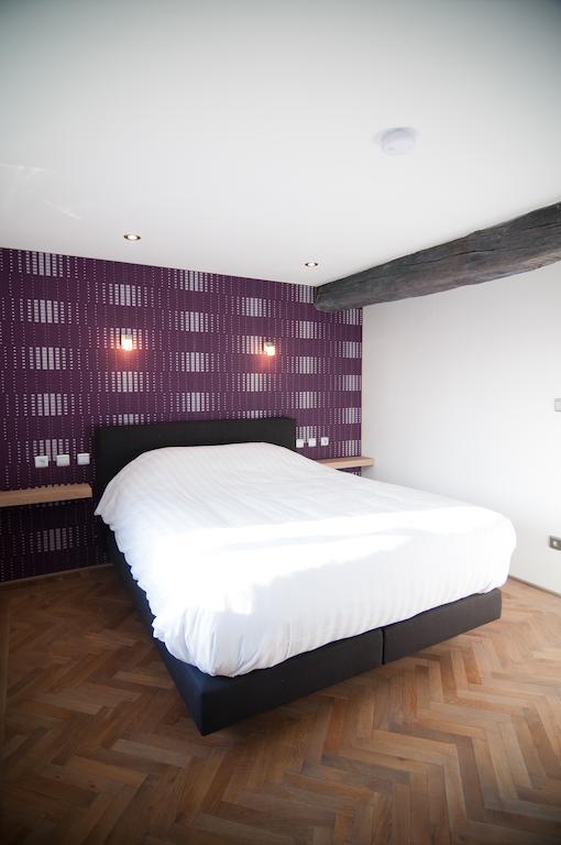 Apartment De Maasnacht มาเซค ภายนอก รูปภาพ